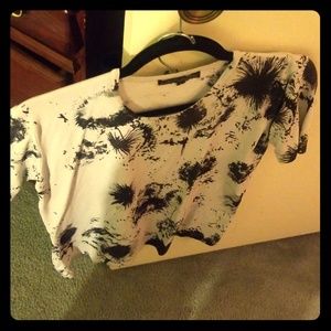 Black and white short sleeved shirt